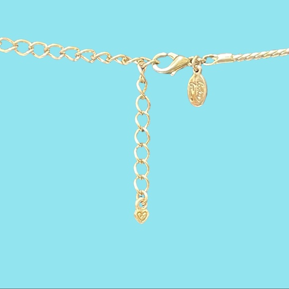 Vintage Cookie Lee Beach Charm Silvertone Necklace - Picture 3 of 3